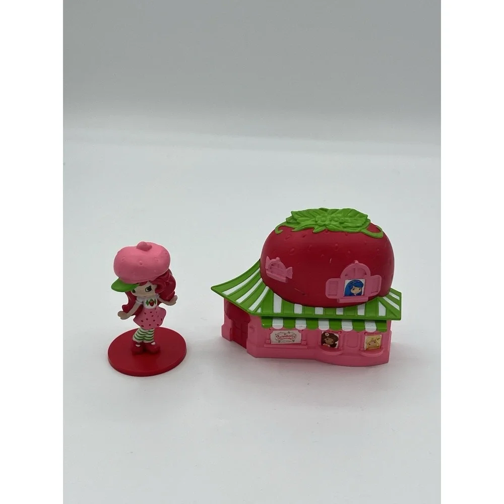 RARE Strawberry Shortcake Cake Topper 2 Pieces Set. Vintage